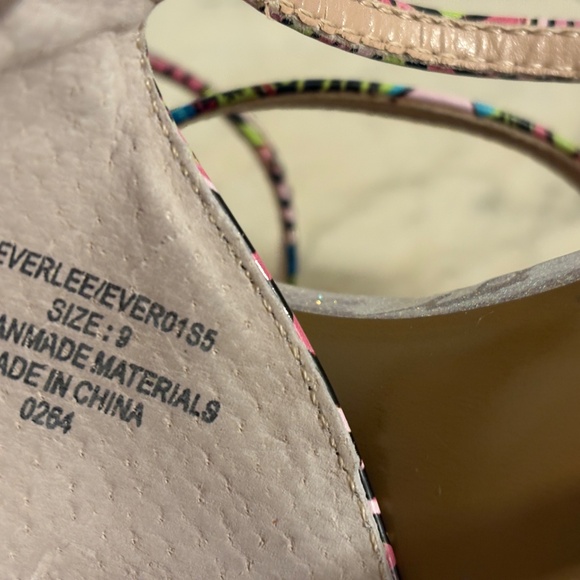 Designer Betsey Johnson Strappy Fancy Open Toe Elegant Heels Emblished Strap - Picture 13 of 13